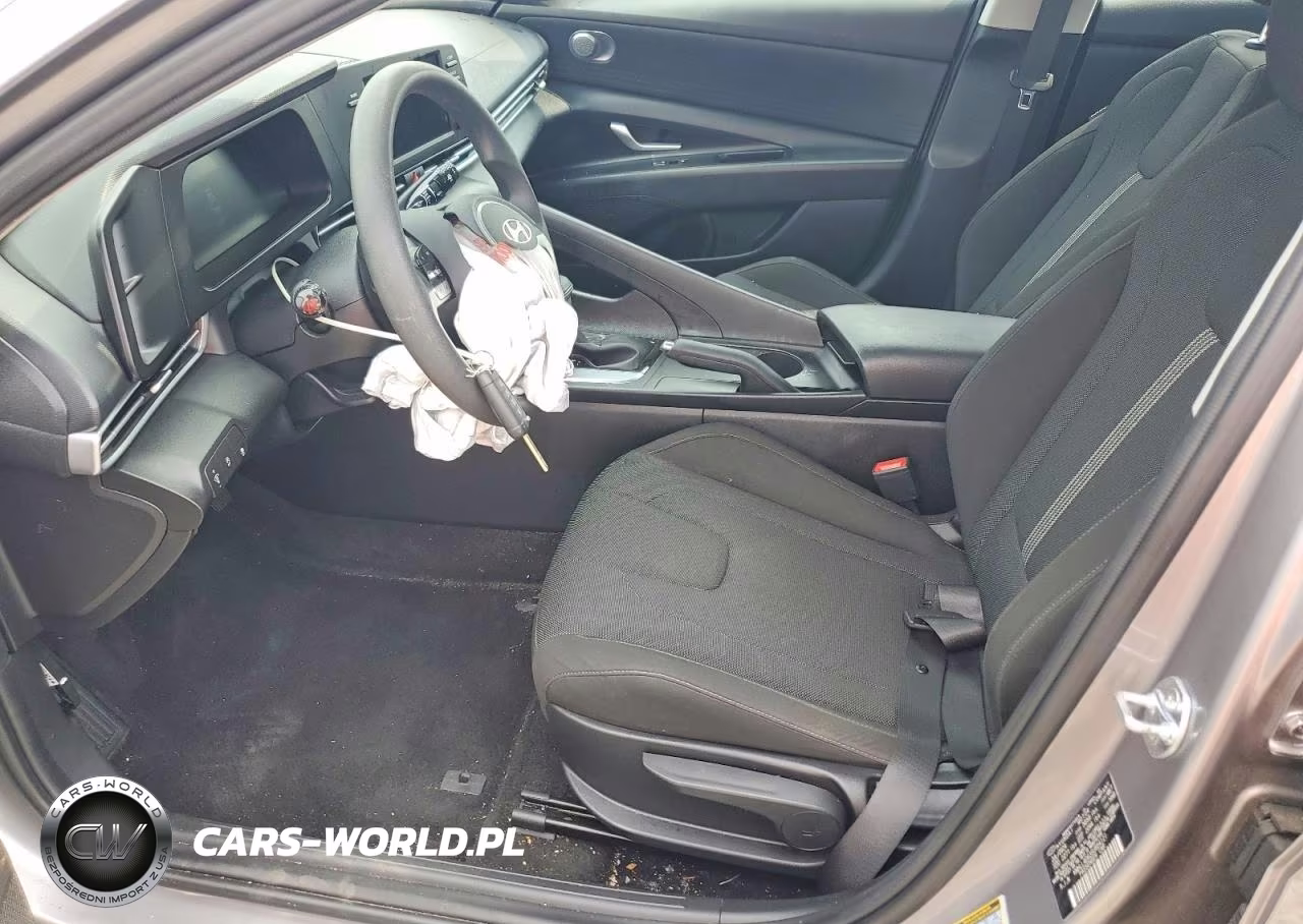 2025 Hyundai Elantra Se VIN:KMHLL4DG3SU854121 - 7