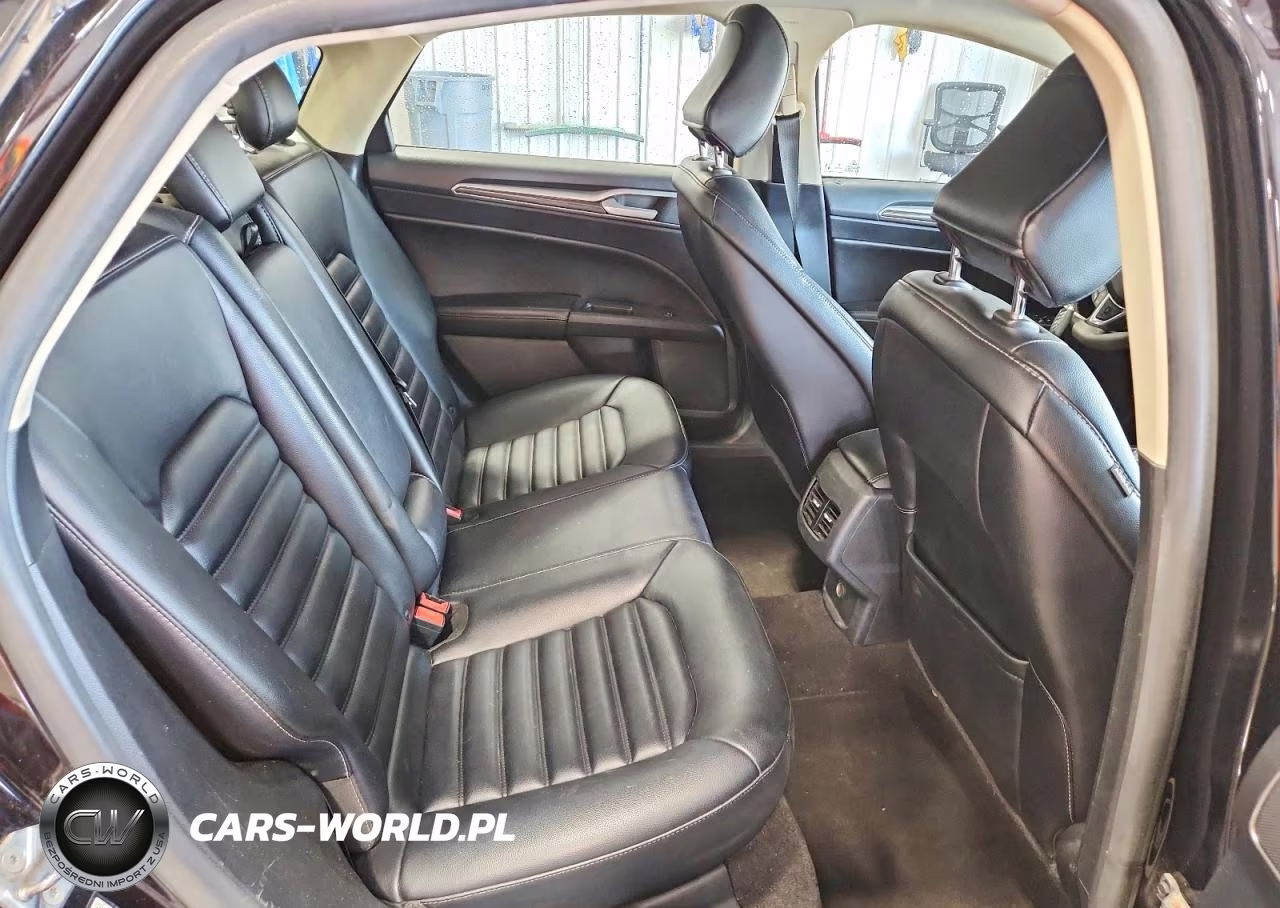 2020 Ford Fusion Sel VIN:3FA6P0CD9LR205704 - 10