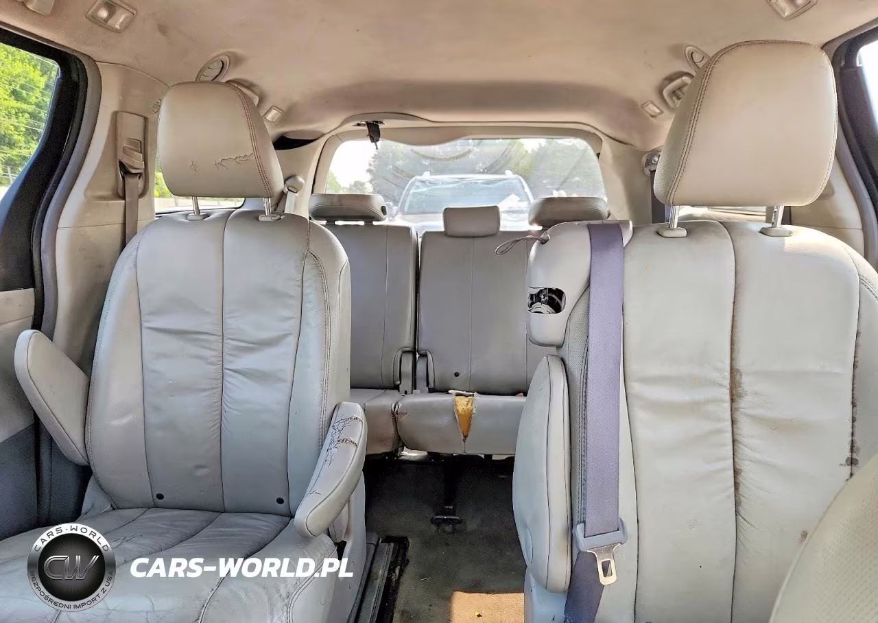 2011 Toyota Sienna Xle 8-Passenger VIN:5TDYK3DC5BS142038 - 10