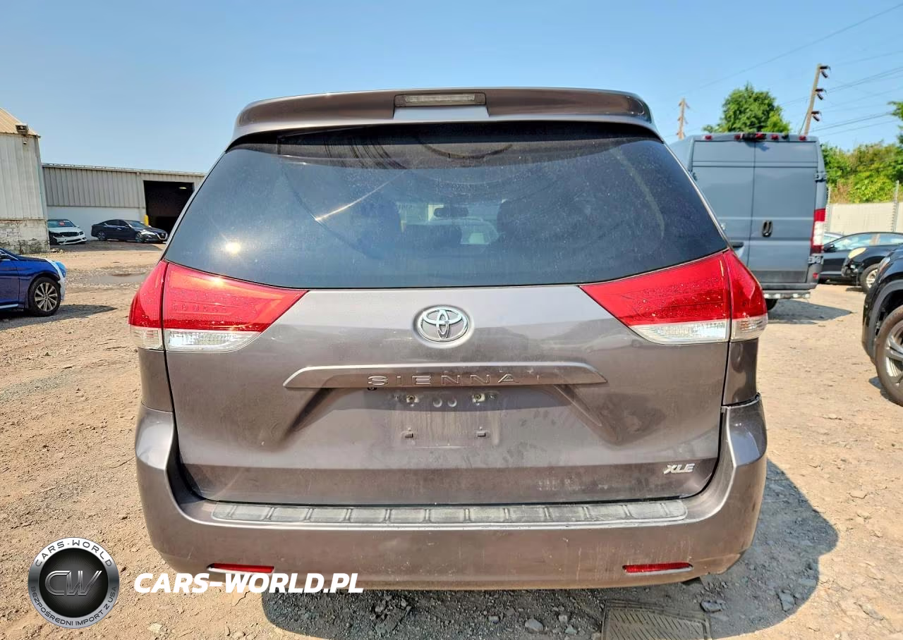 2011 Toyota Sienna Xle 8-Passenger VIN:5TDYK3DC5BS142038 - 6