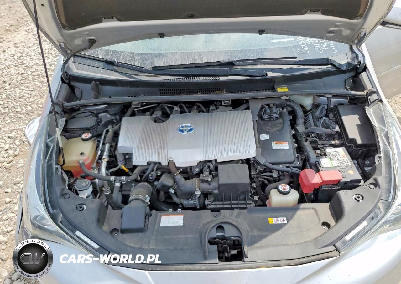2018 Toyota Prius Four VIN:JTDKARFU8J3063173 - 11