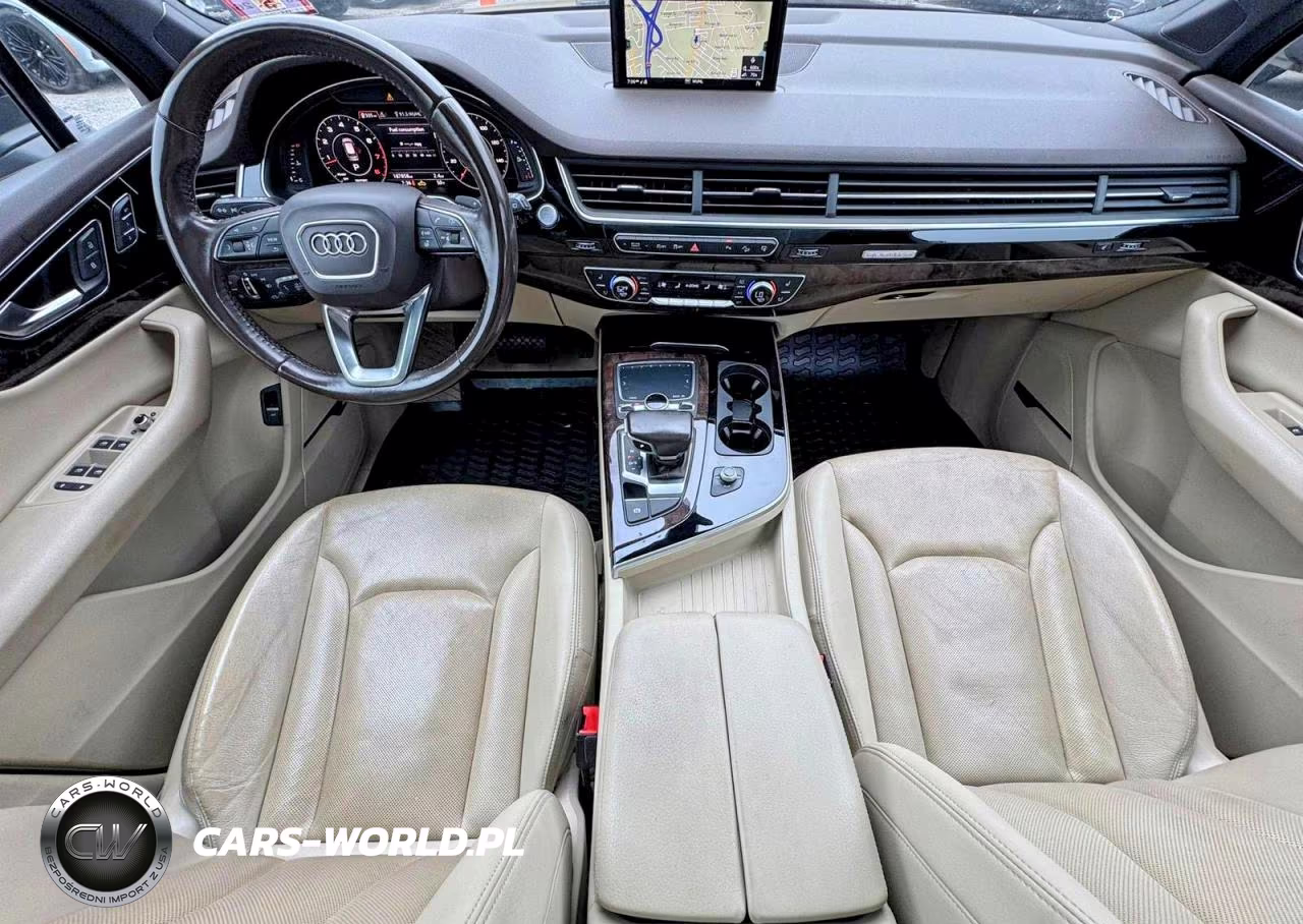 2017 Audi Q7 Premium Plus VIN:WA1LAAF7XHD031470 - 9
