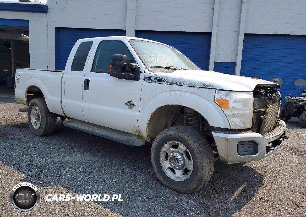 2014 Ford F250 Super Duty VIN:1FT7X2BT3EEB35576 - 4