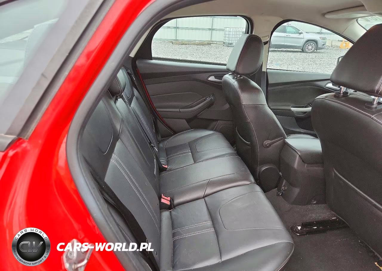 2014 Ford Focus Se VIN:1FADP3F2XEL318176 - 10