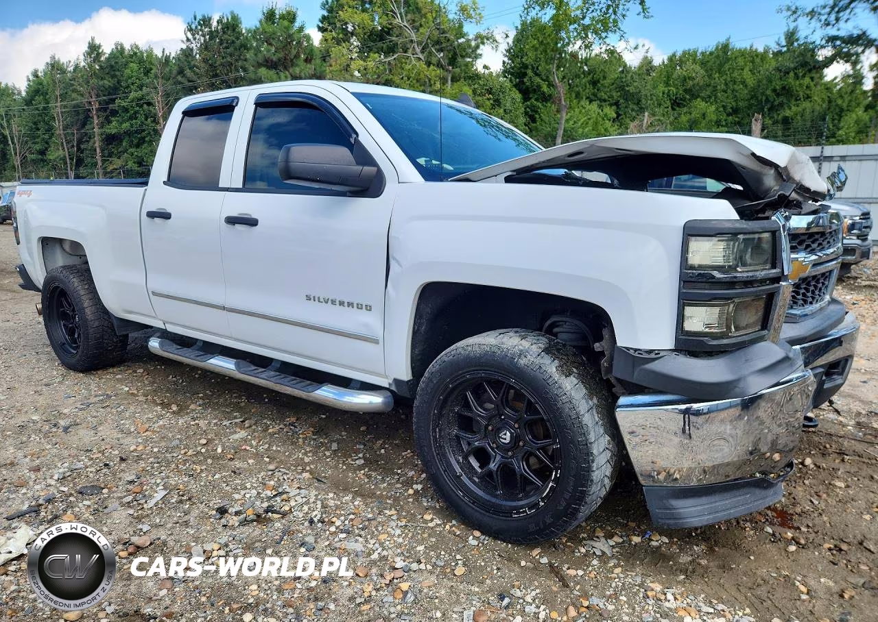 2015 Chevrolet Silverado K1500 VIN:1GCVKPEC3FZ147557 - 4