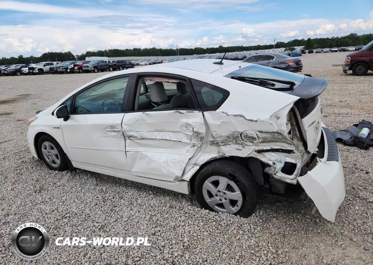 2011 Toyota Prius Two VIN:JTDKN3DUXB5367132 - 2