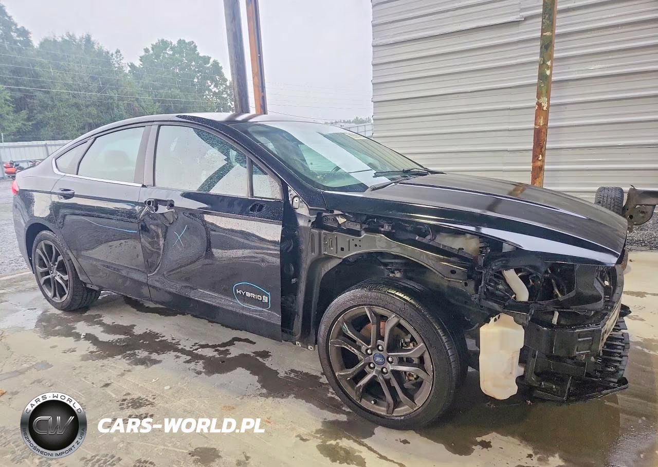 2018 Ford Fusion Se Hybrid VIN:3FA6P0LU6JR124415 - 4