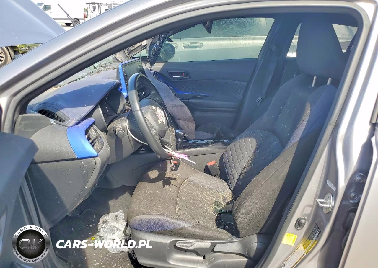 2020 Toyota C-Hr Xle VIN:JTNKHMBX2L1075828 - 7
