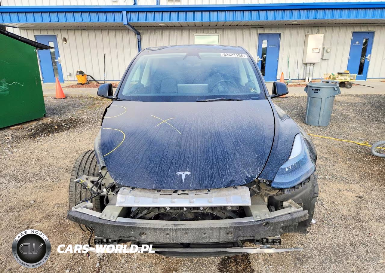 2023 Tesla Model Y VIN:7SAYGDEE1PF884264 - 5