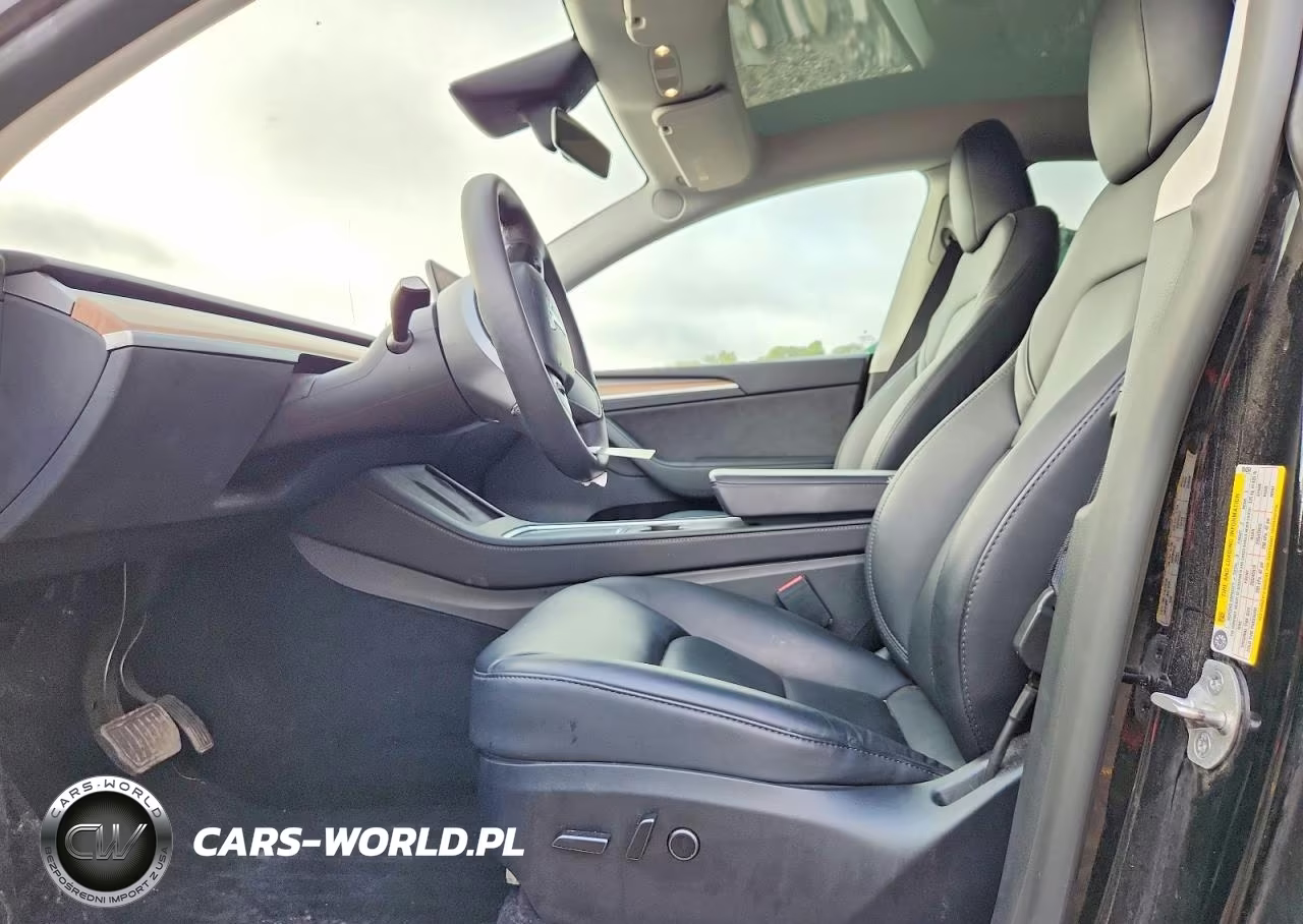 2023 Tesla Model Y VIN:7SAYGDEE1PF884264 - 7