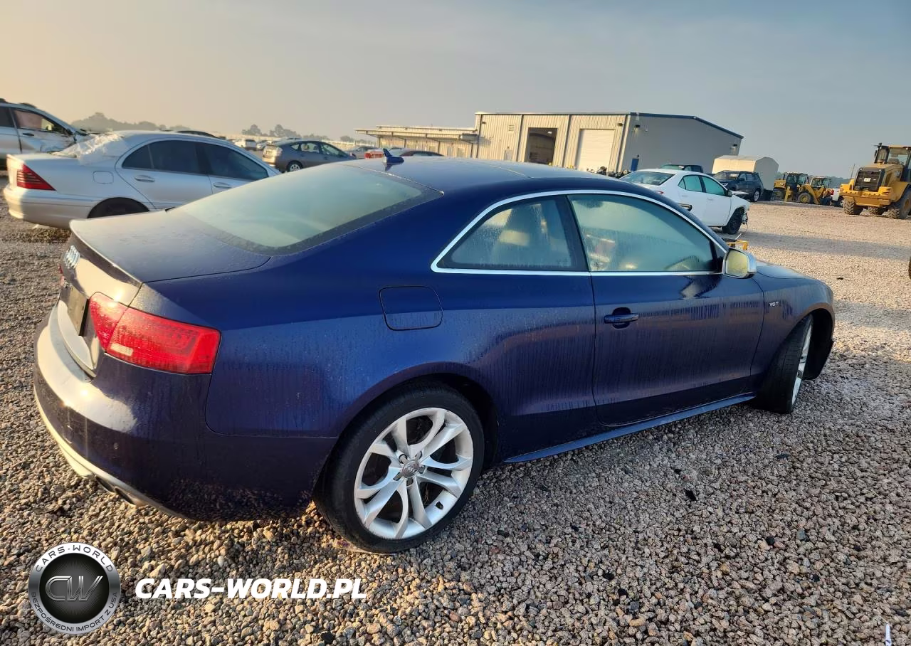 2013 Audi S5 Premium Plus VIN:WAUGGAFR4DA049558 - 3