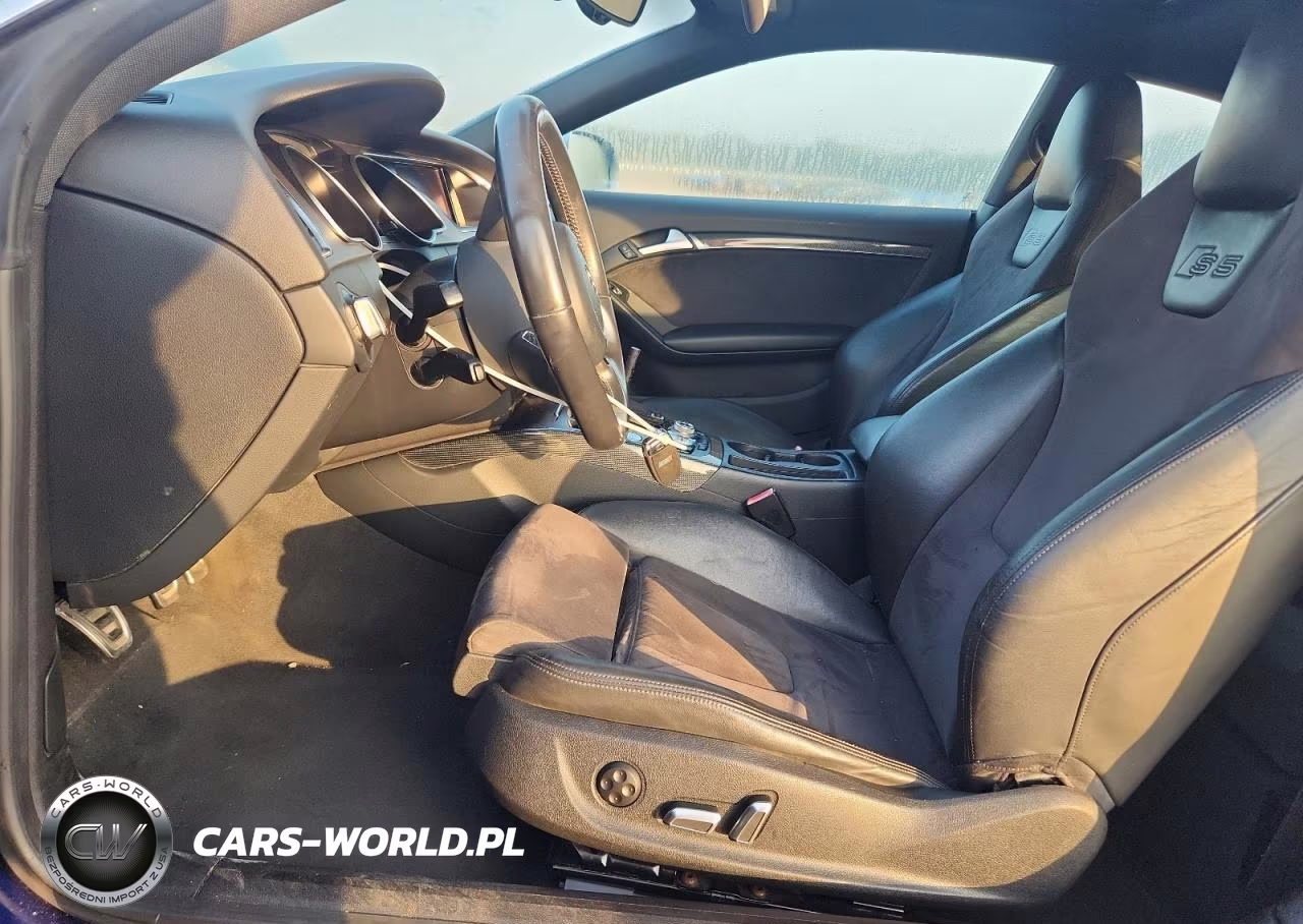2013 Audi S5 Premium Plus VIN:WAUGGAFR4DA049558 - 7
