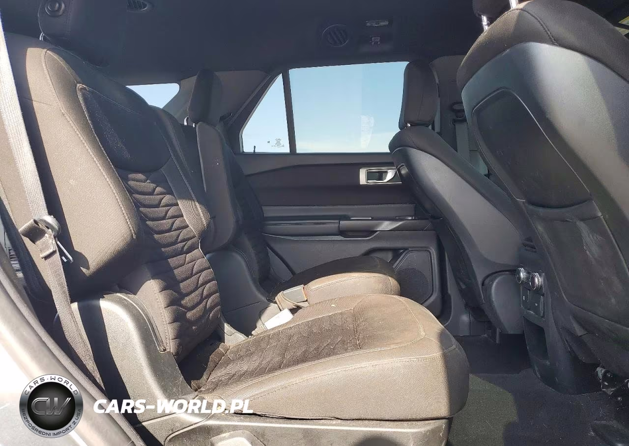 2020 Ford Explorer Xlt VIN:1FMSK7DH8LGC56728 - 11