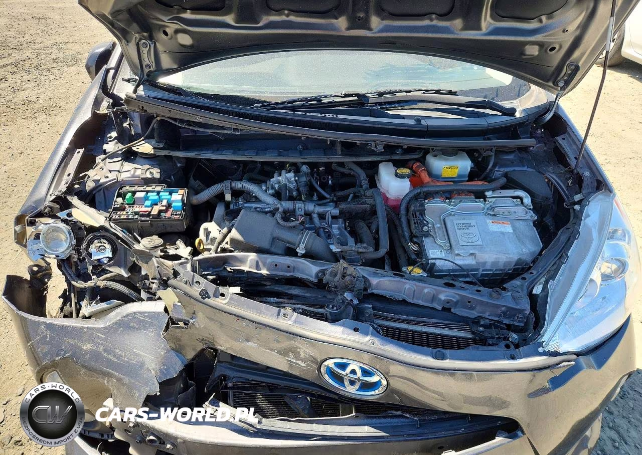 2012 Toyota Prius C Four VIN:JTDKDTB32C1031335 - 11