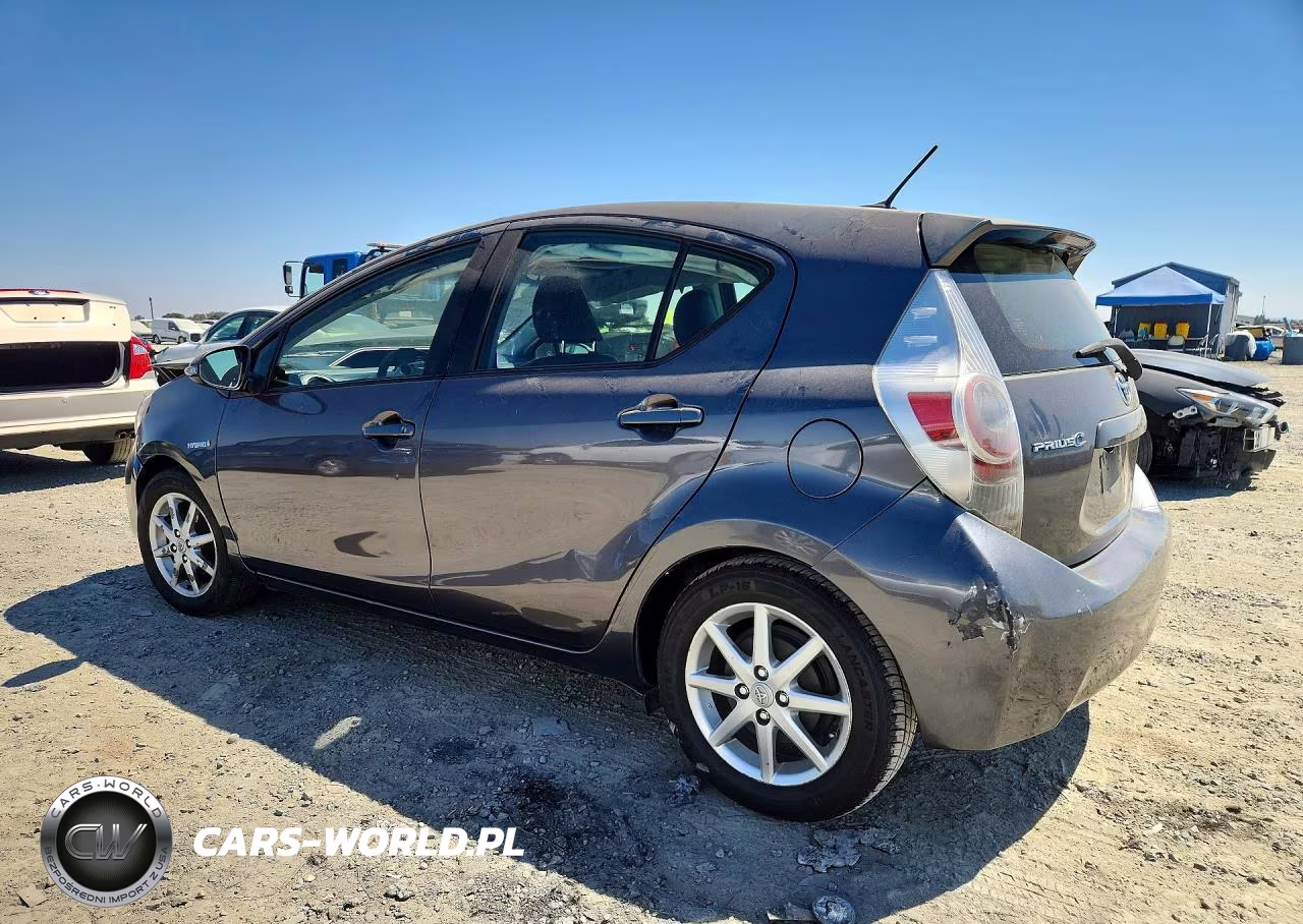 2012 Toyota Prius C Four VIN:JTDKDTB32C1031335 - 2