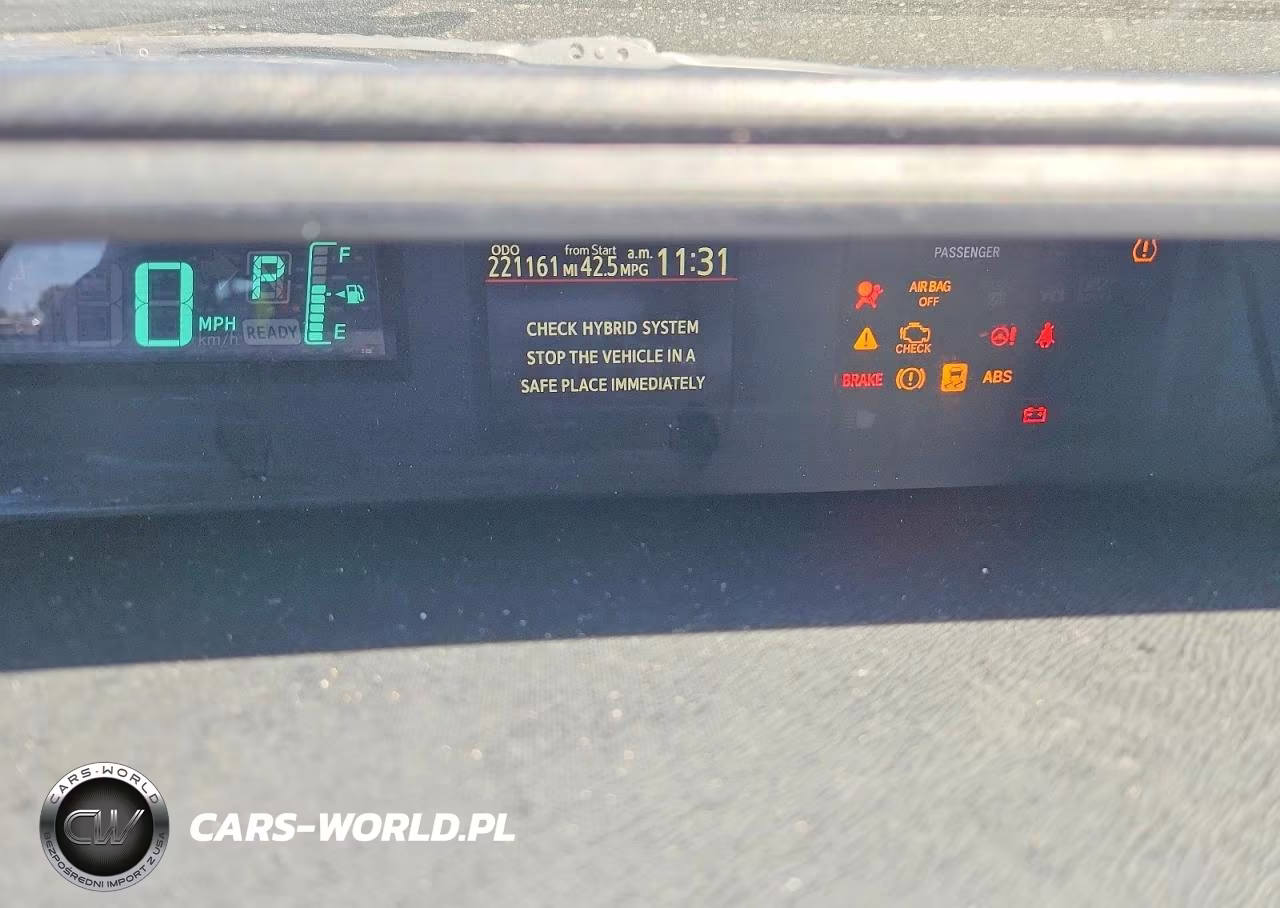 2012 Toyota Prius C Four VIN:JTDKDTB32C1031335 - 9