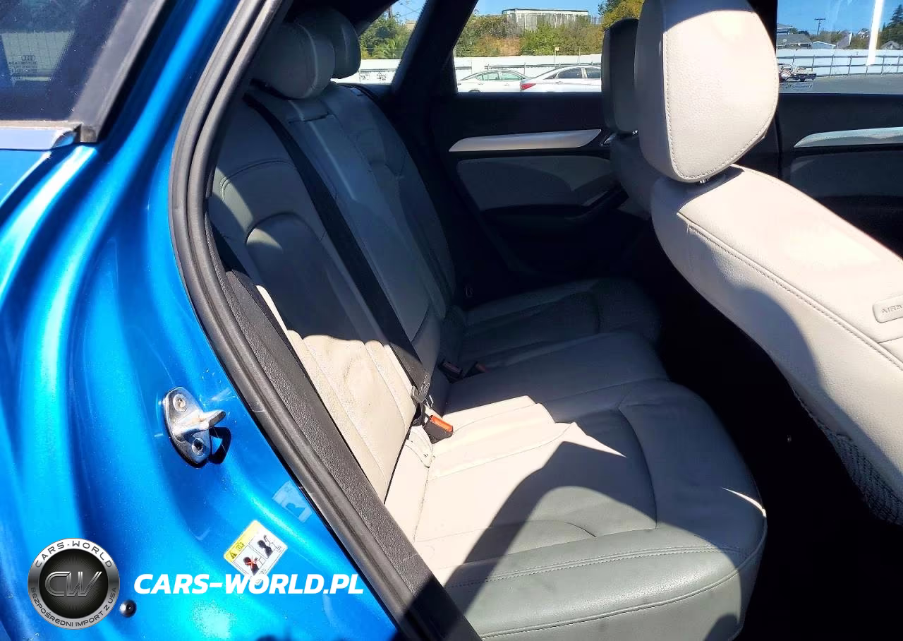 2016 Audi Q3 Premium Plus VIN:WA1EFCFSXGR009612 - 11
