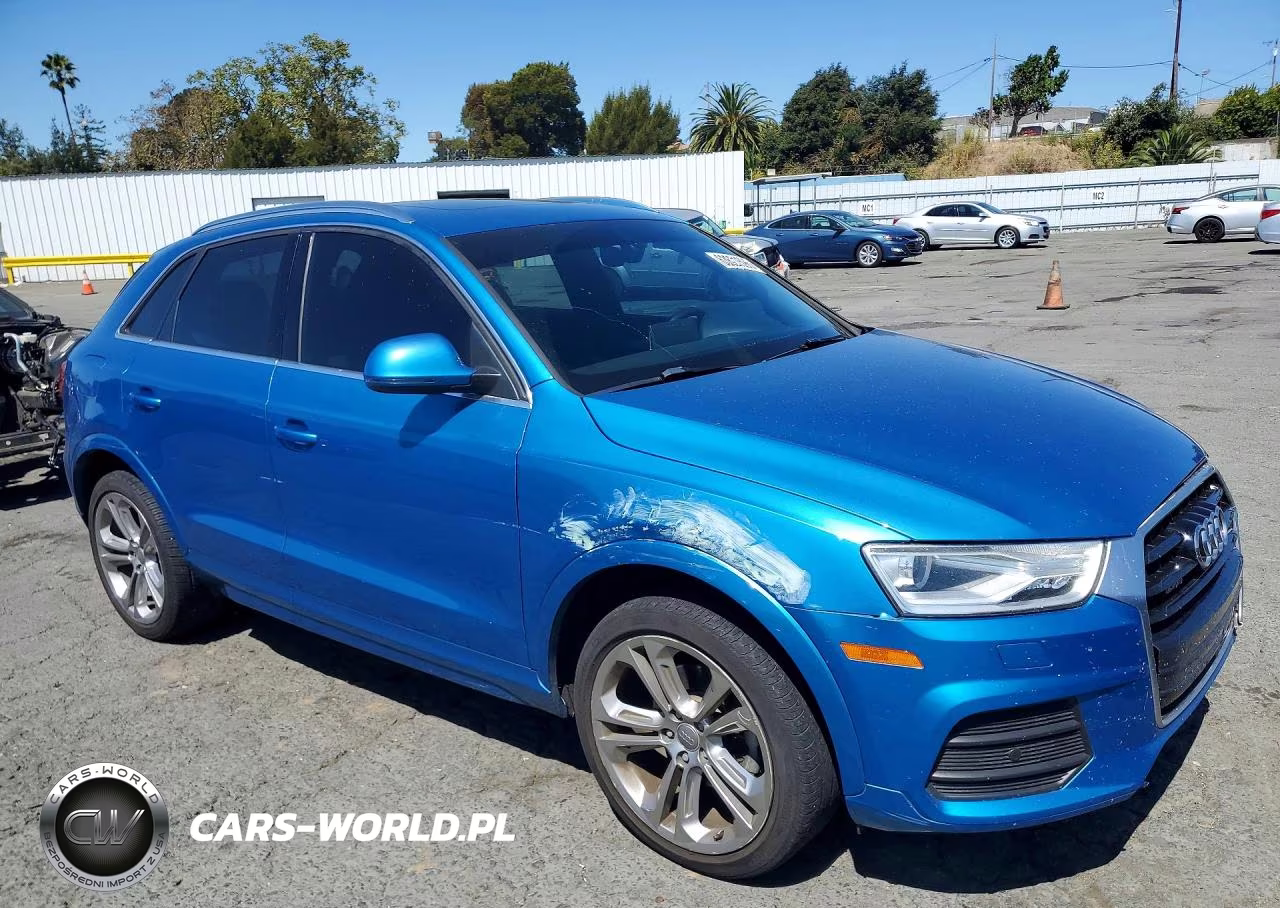 2016 Audi Q3 Premium Plus VIN:WA1EFCFSXGR009612 - 4