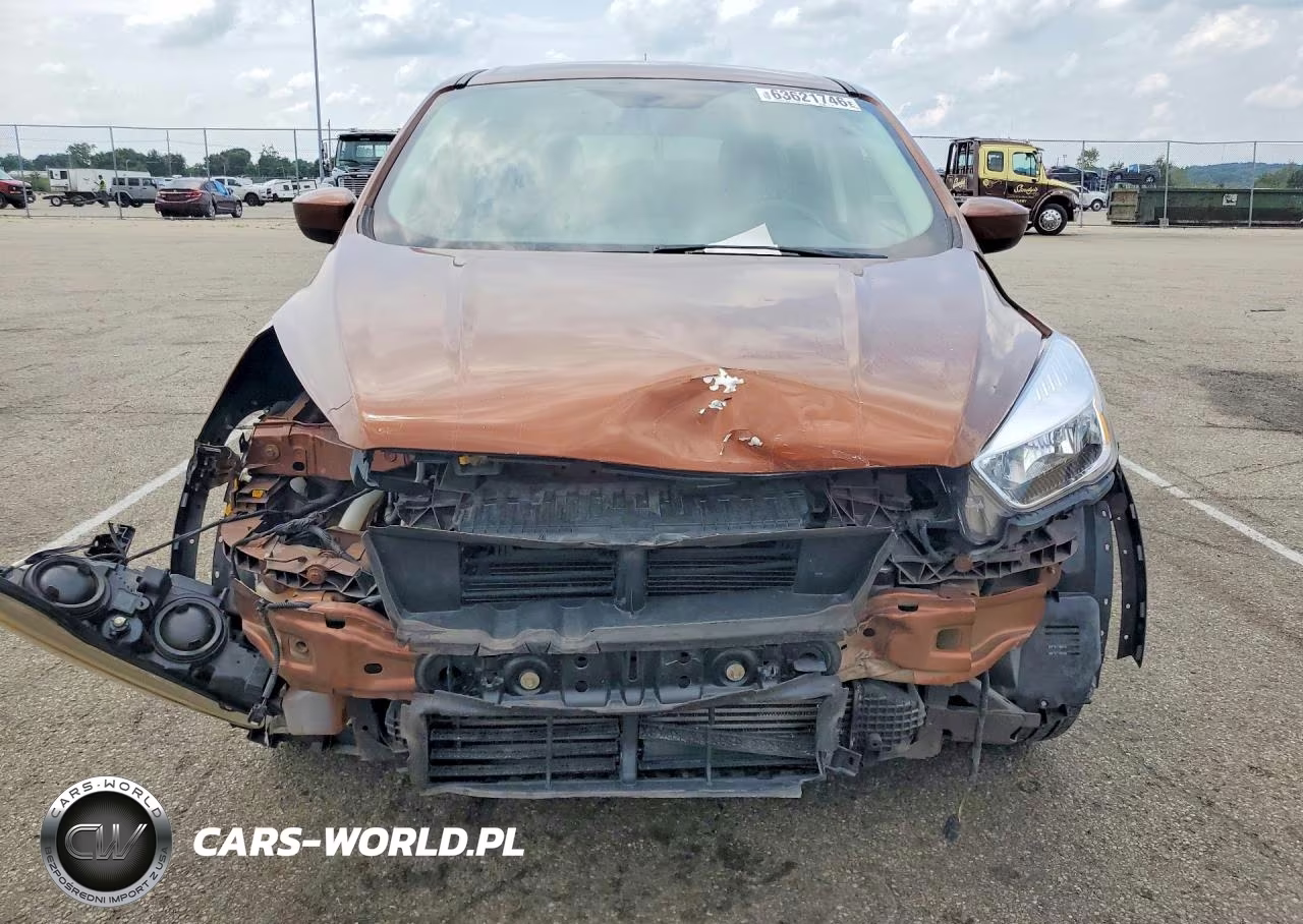 2017 Ford Escape Se VIN:1FMCU0G9XHUB04596 - 5