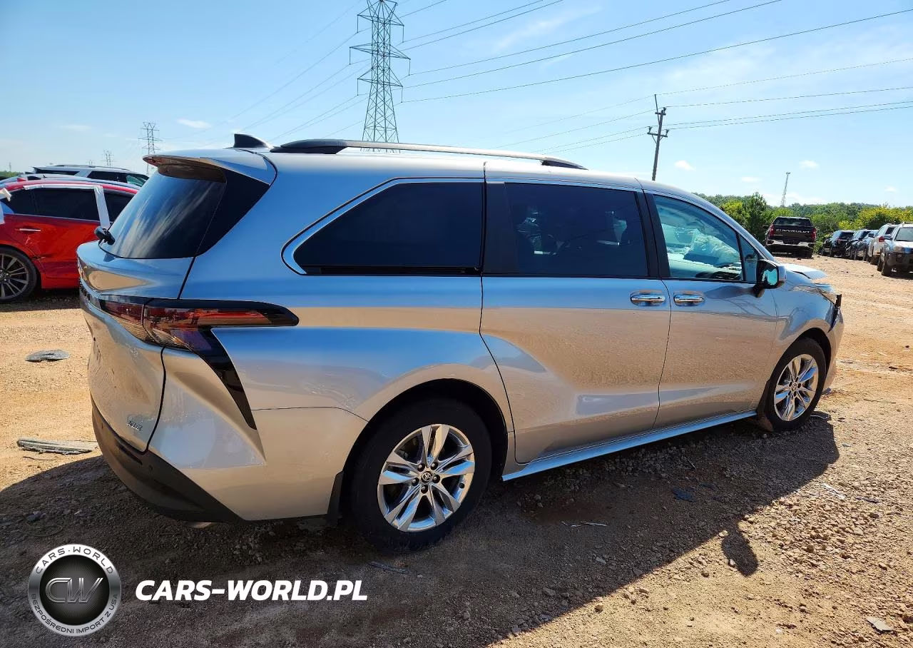 2025 Toyota Sienna Xle 7-Passenger VIN:5TDJSKFC4SS160295 - 3