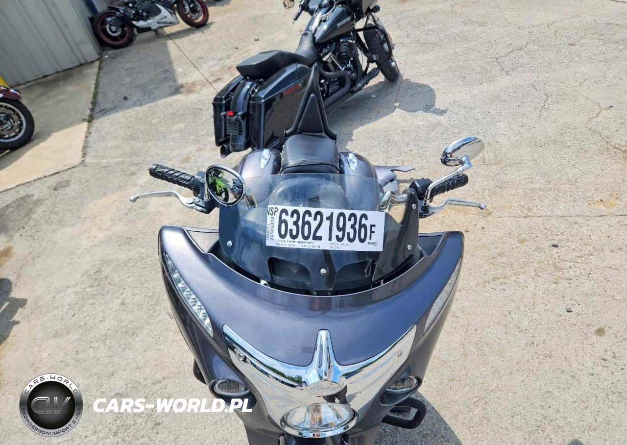 2018 Indian Chieftain VIN:56KTCBAA6J3357149 - 5
