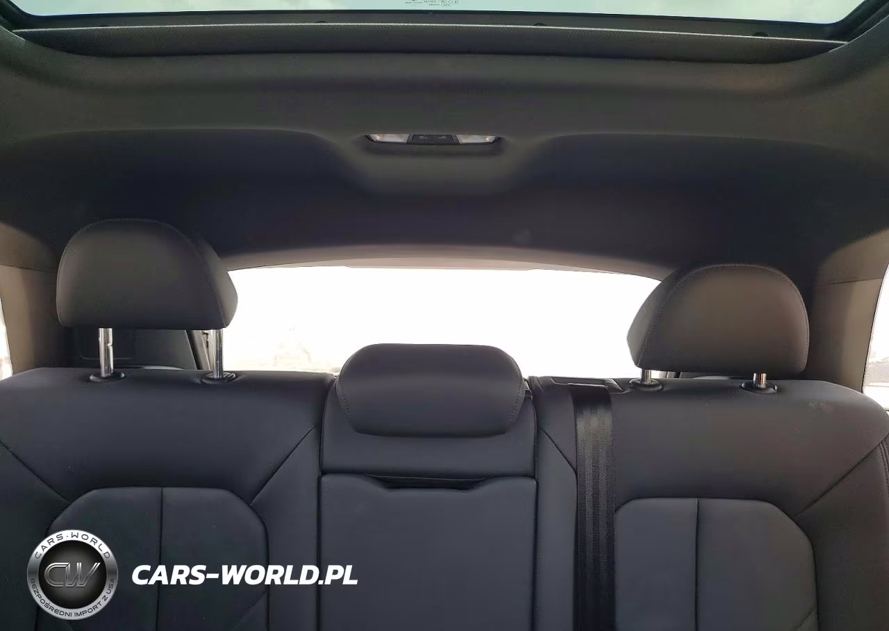 2020 Audi Q3 Premium Plus S-Line VIN:WA1EECF34L1120788 - 10
