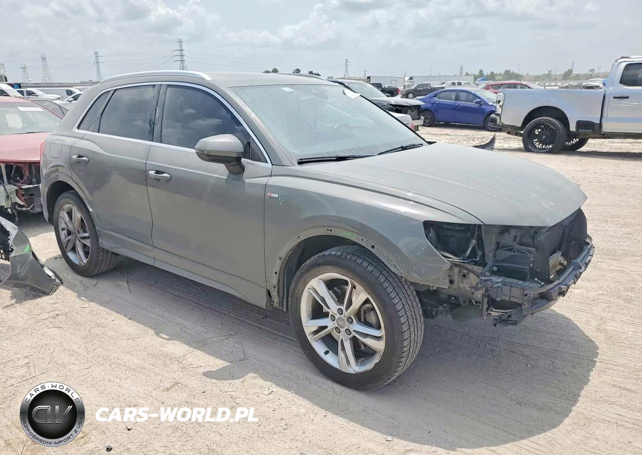 2020 Audi Q3 Premium Plus S-Line VIN:WA1EECF34L1120788 - 4