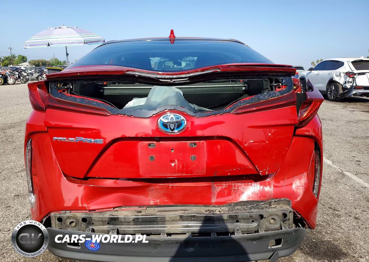 2020 Toyota Prius Prime Le VIN:JTDKARFP4L3160710 - 6