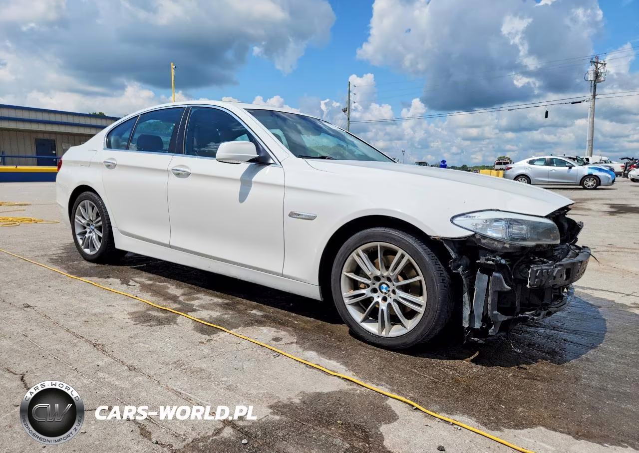 2013 BMW 528 I VIN:WBAXG5C53DDY30871 - 4