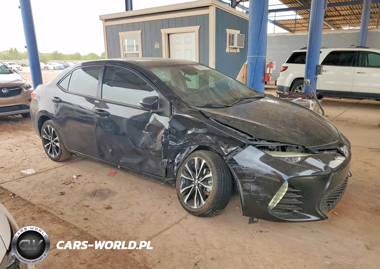 2018 Toyota Corolla Se VIN:2T1BURHE8JC965066 - 4