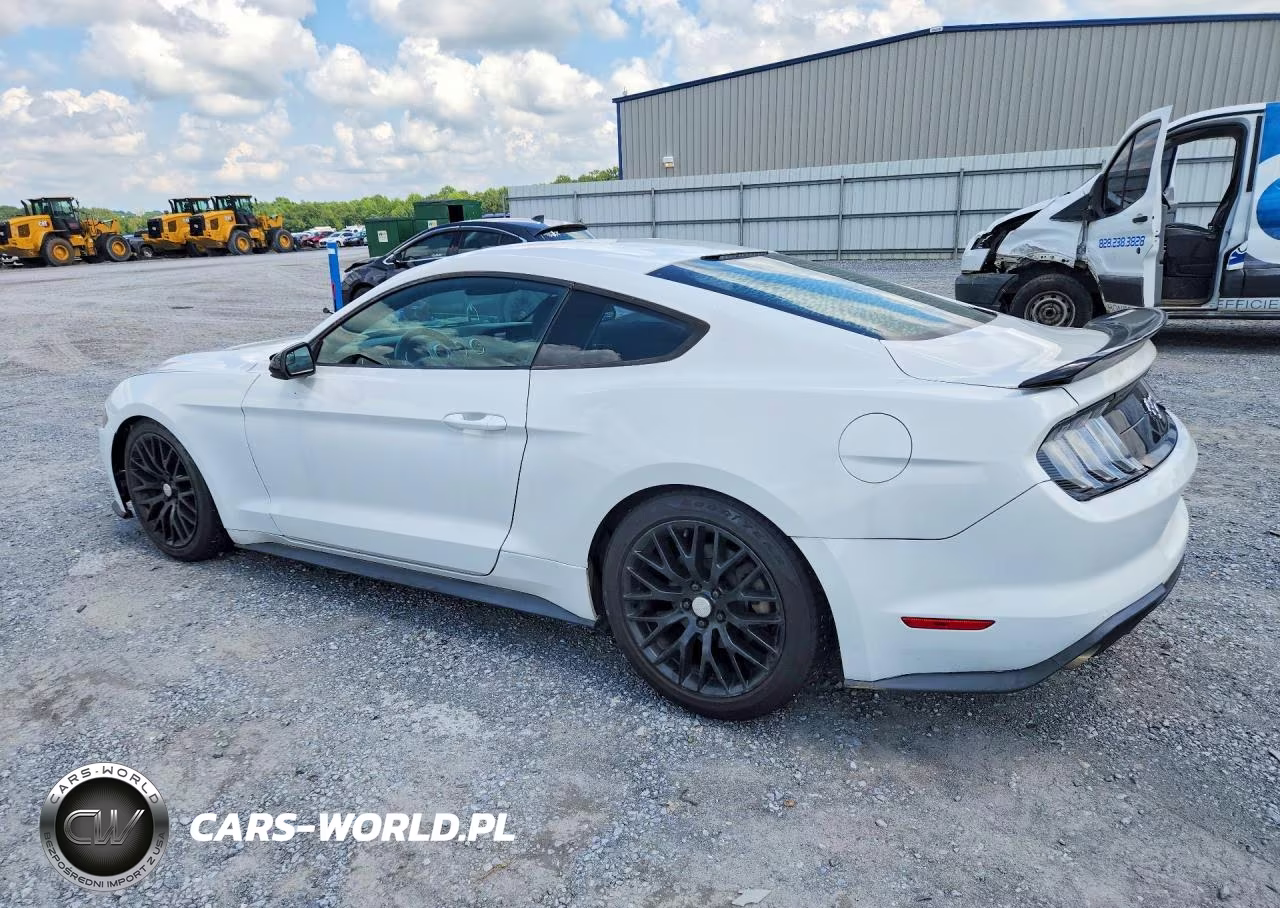 2018 Ford Mustang VIN:1FA6P8TH6J5106890 - 2