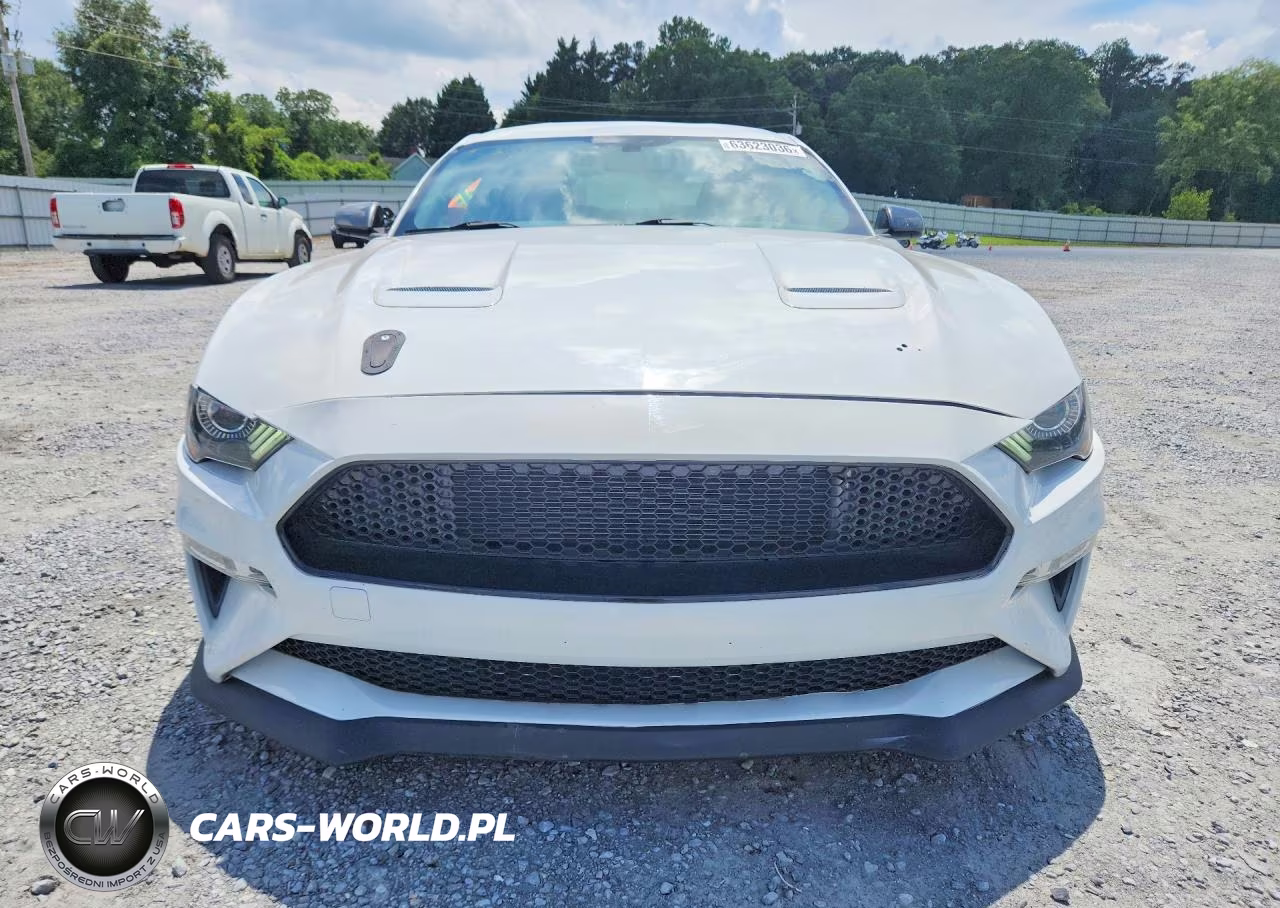 2018 Ford Mustang VIN:1FA6P8TH6J5106890 - 5