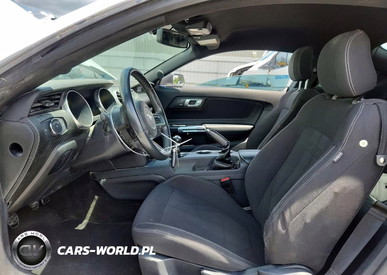 2018 Ford Mustang VIN:1FA6P8TH6J5106890 - 7