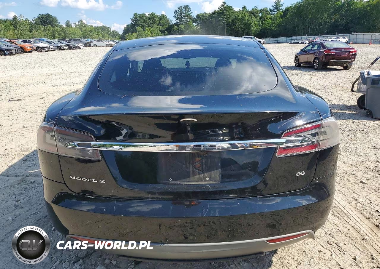 2013 Tesla Model S VIN:5YJSA1CG6DFP07616 - 6