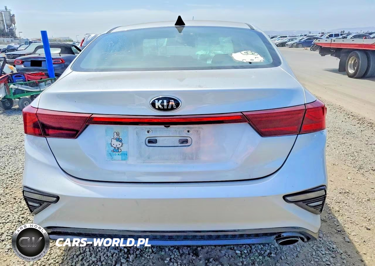 2021 Kia Forte Lxs VIN:3KPF24AD0ME310594 - 6