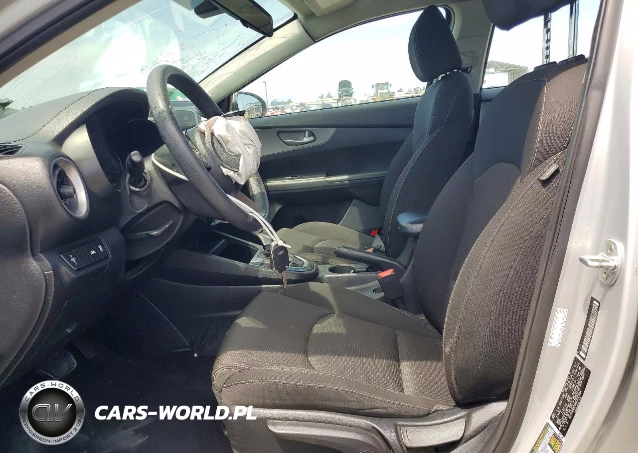 2021 Kia Forte Lxs VIN:3KPF24AD0ME310594 - 7
