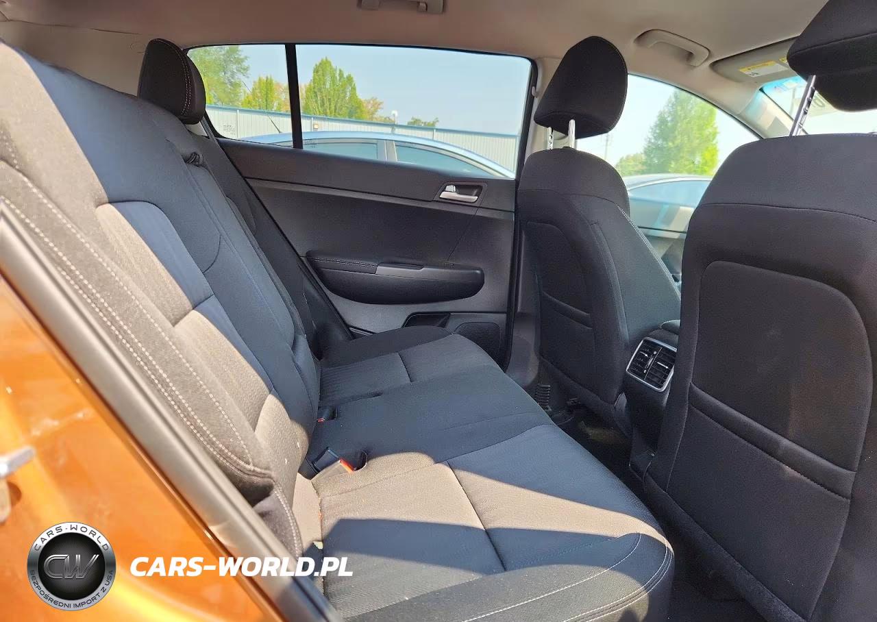 2020 Kia Sportage Lx VIN:KNDPMCAC3L7765387 - 10