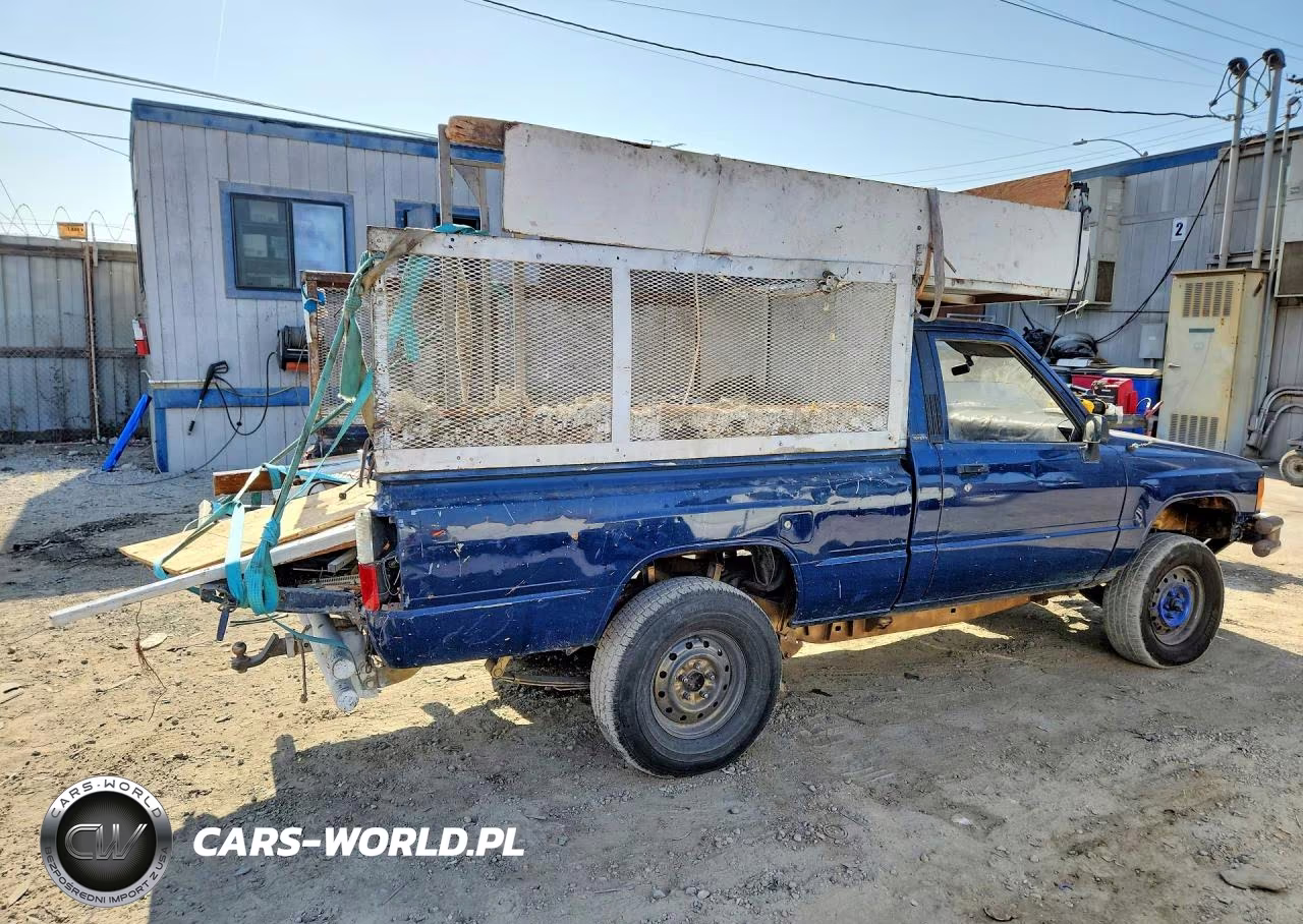 1987 Toyota Pickup Base VIN:JT4RN50R2H5108879 - 3