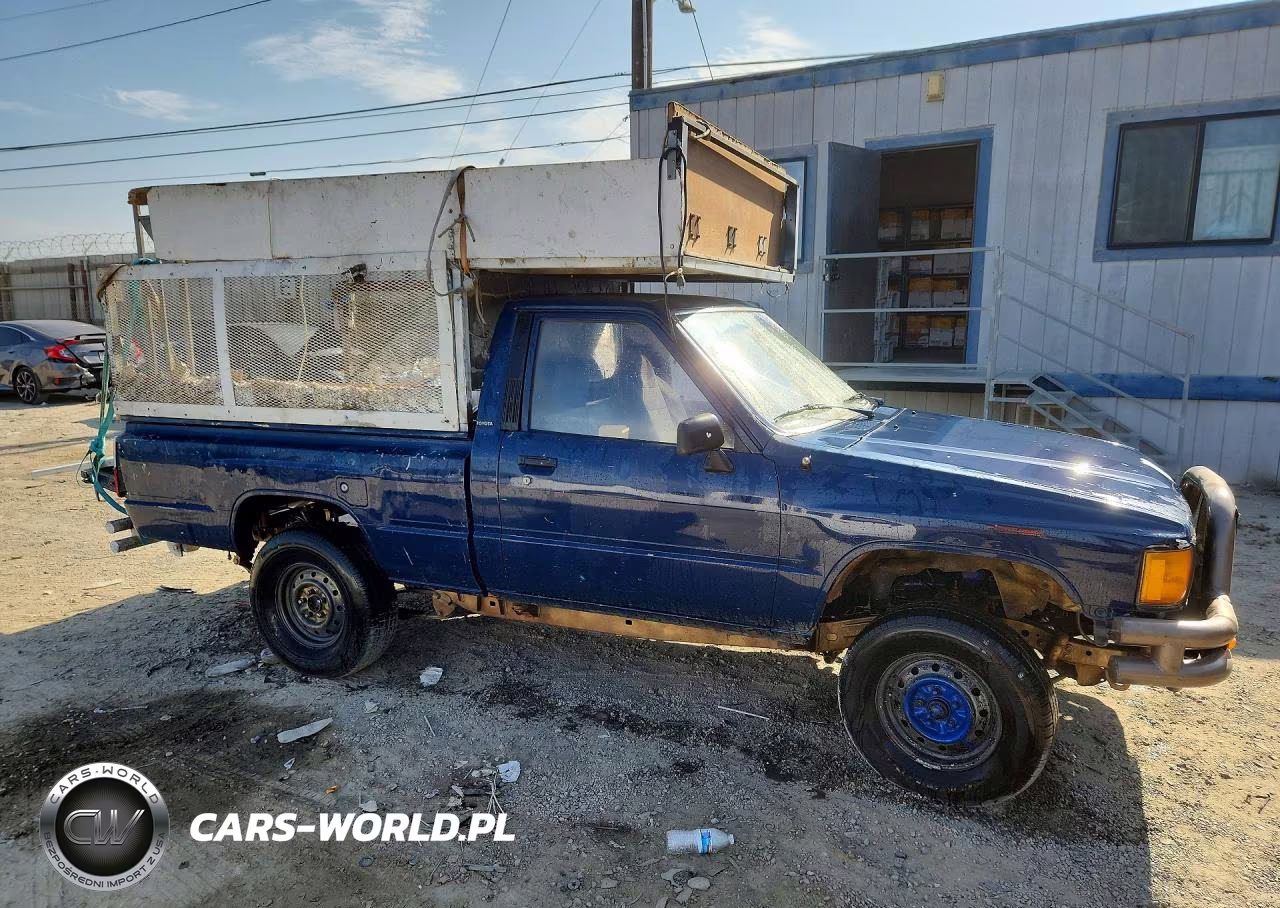 1987 Toyota Pickup Base VIN:JT4RN50R2H5108879 - 4