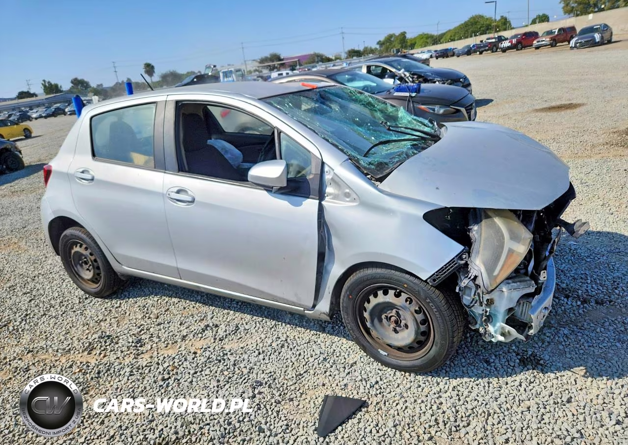 2015 Toyota Yaris 5-Door L VIN:VNKKTUD34FA032195 - 4