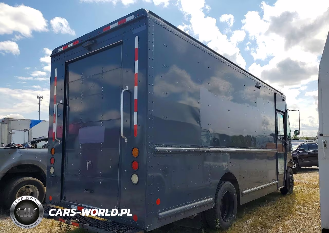 2021 Freightliner Mt45G Chassis Delivery Truck VIN:4UZAC2GA0MCMM9359 - 3