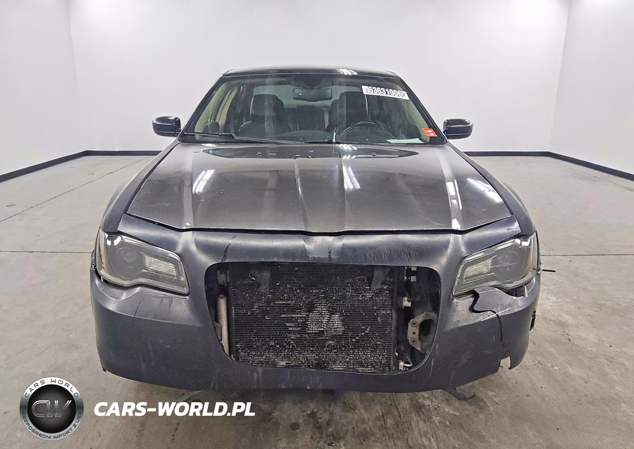 2012 Chrysler 300 VIN:2C3CCAAGXCH175561 - 5