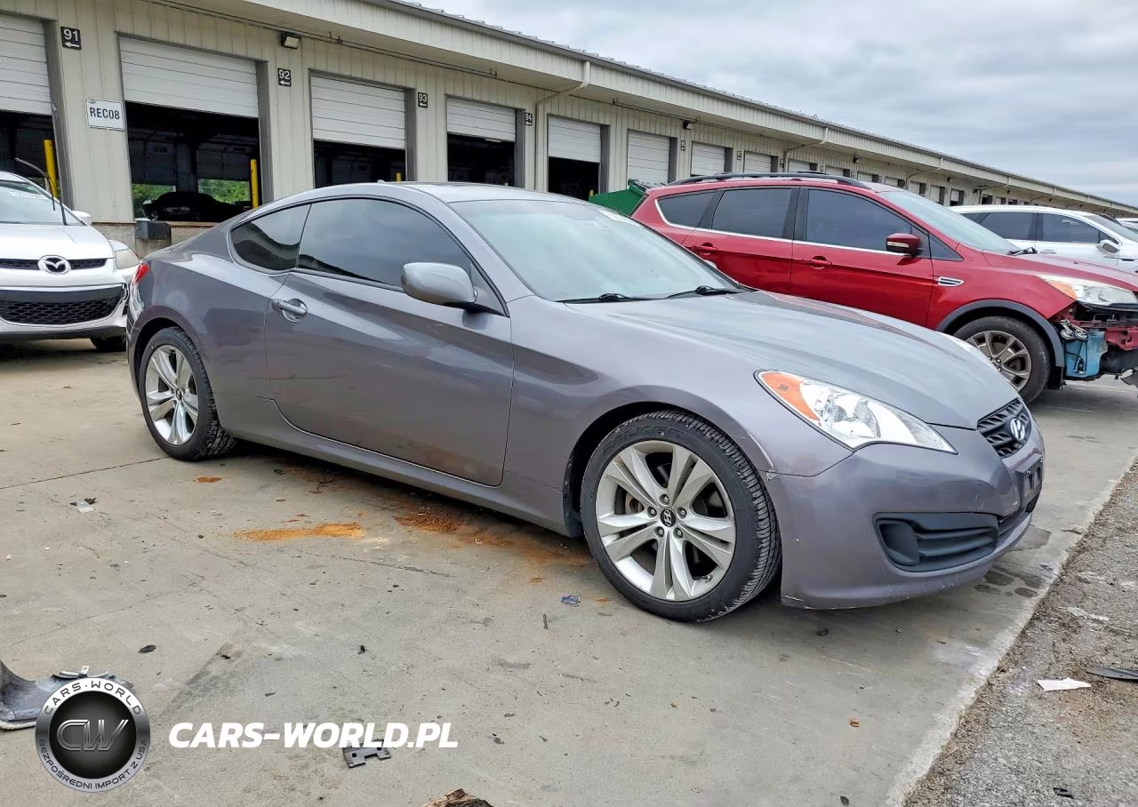 2010 Hyundai Genesis Coupe 2.0T Premium VIN:KMHHT6KD4AU037877 - 4