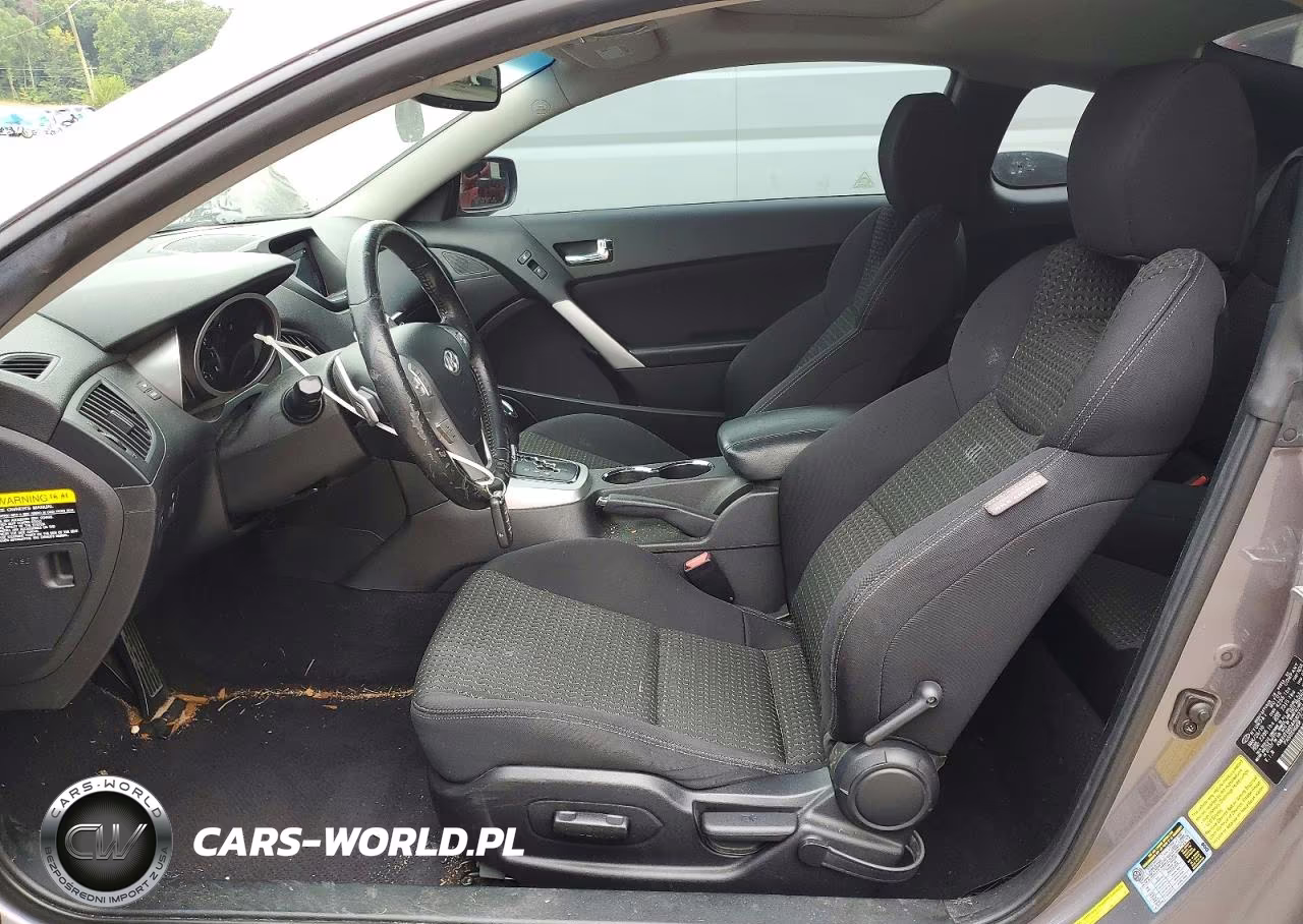 2010 Hyundai Genesis Coupe 2.0T Premium VIN:KMHHT6KD4AU037877 - 7
