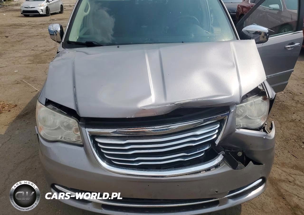 2013 Chrysler Town & Country Touring L VIN:2C4RC1CGXDR647675 - 12