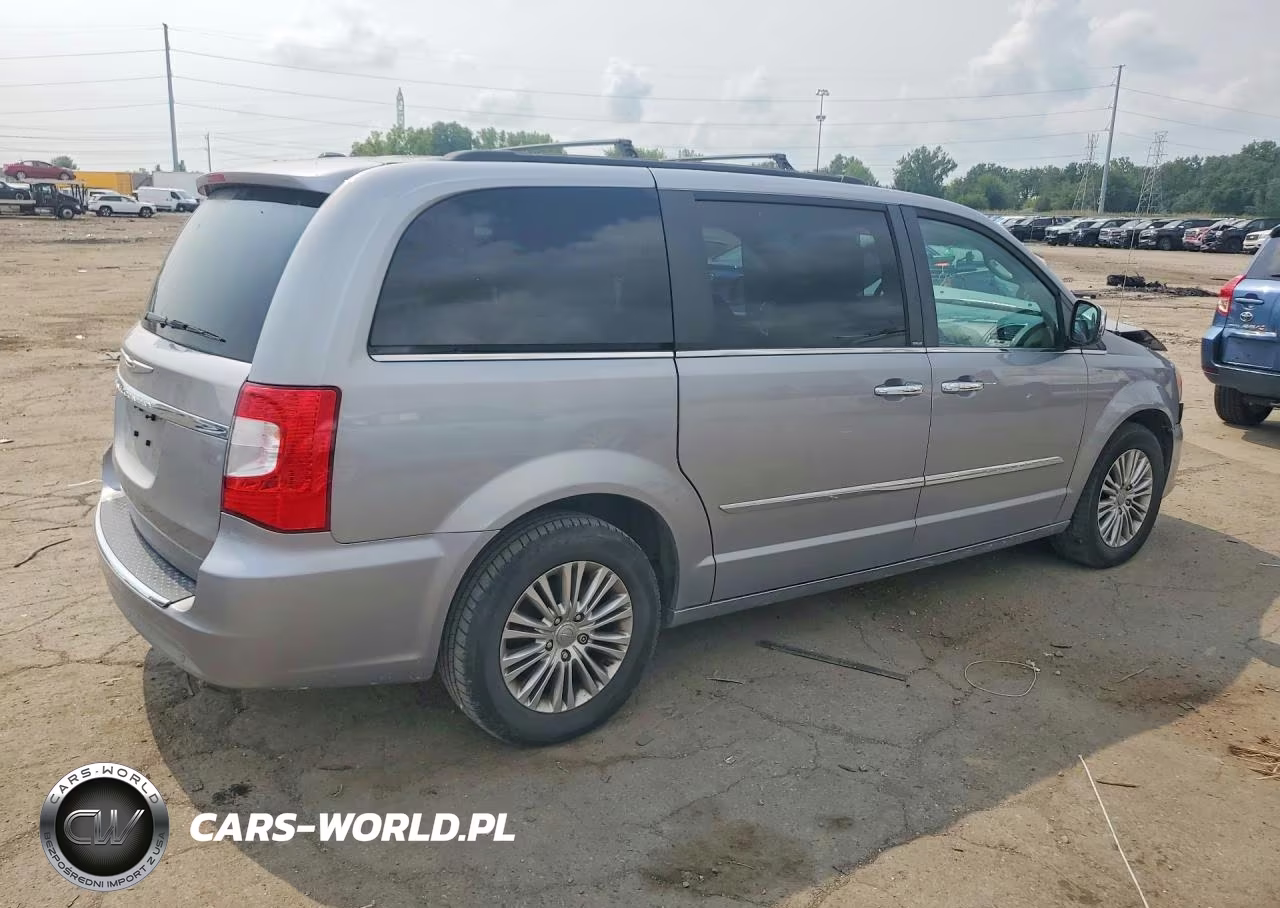 2013 Chrysler Town & Country Touring L VIN:2C4RC1CGXDR647675 - 3