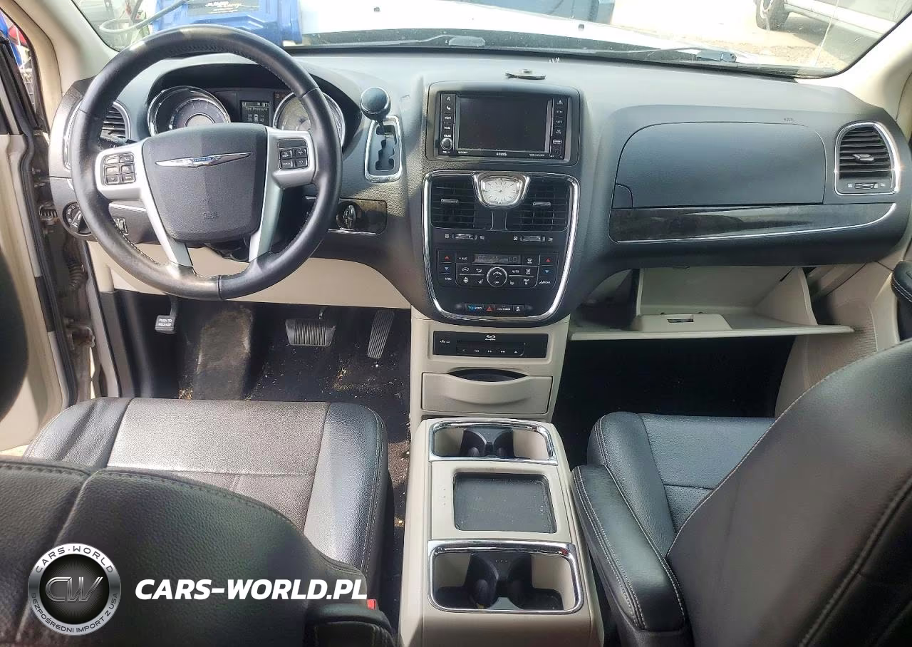 2013 Chrysler Town & Country Touring L VIN:2C4RC1CGXDR647675 - 8