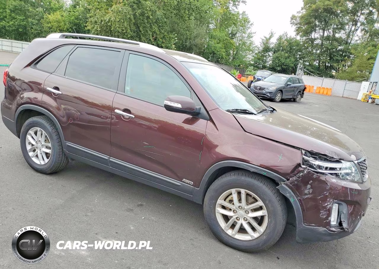 2015 Kia Sorento Lx VIN:5XYKTDA79FG624434 - 4
