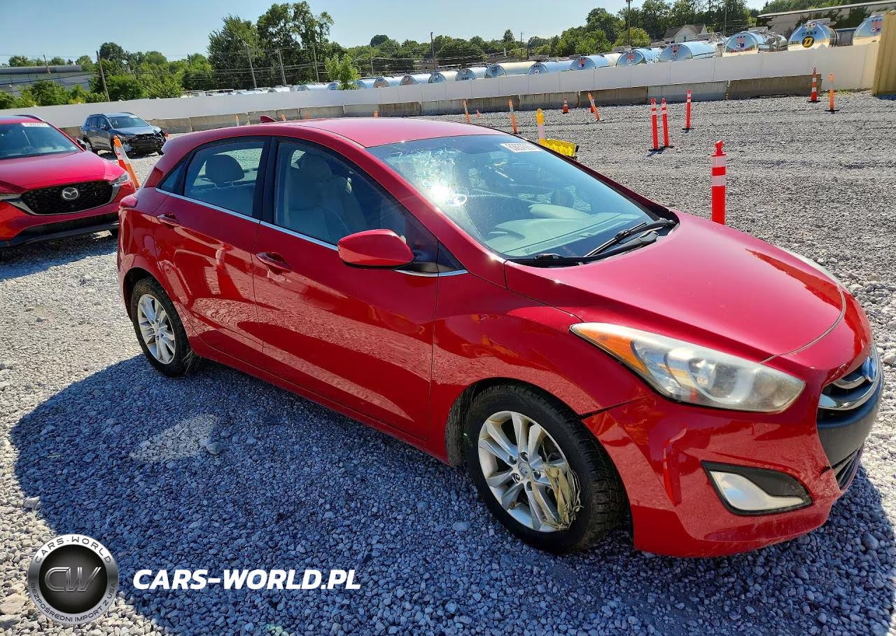 2013 Hyundai Elantra Gt Base VIN:KMHD35LE5DU063277 - 4
