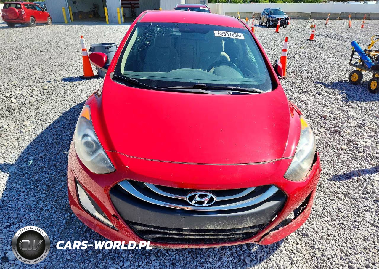 2013 Hyundai Elantra Gt Base VIN:KMHD35LE5DU063277 - 5
